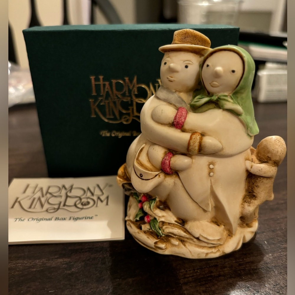 Harmony Kingdom Snowdonia Fields 1st Edition Figurine Box